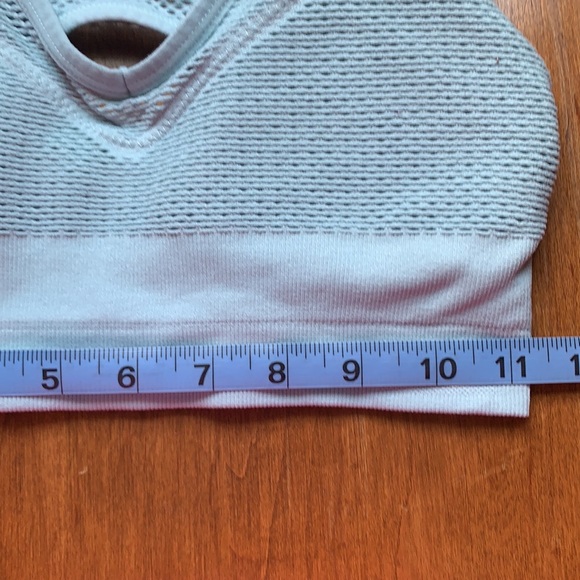 New Balance Light Blue Mesh Sports Bra - Picture 9 of 10